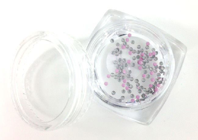 Kör alakú szegecs 100db 12-66